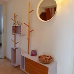Charmante Maisonnette-dachgeschosswohnung In Zentraler Lage Apartment Rostock
