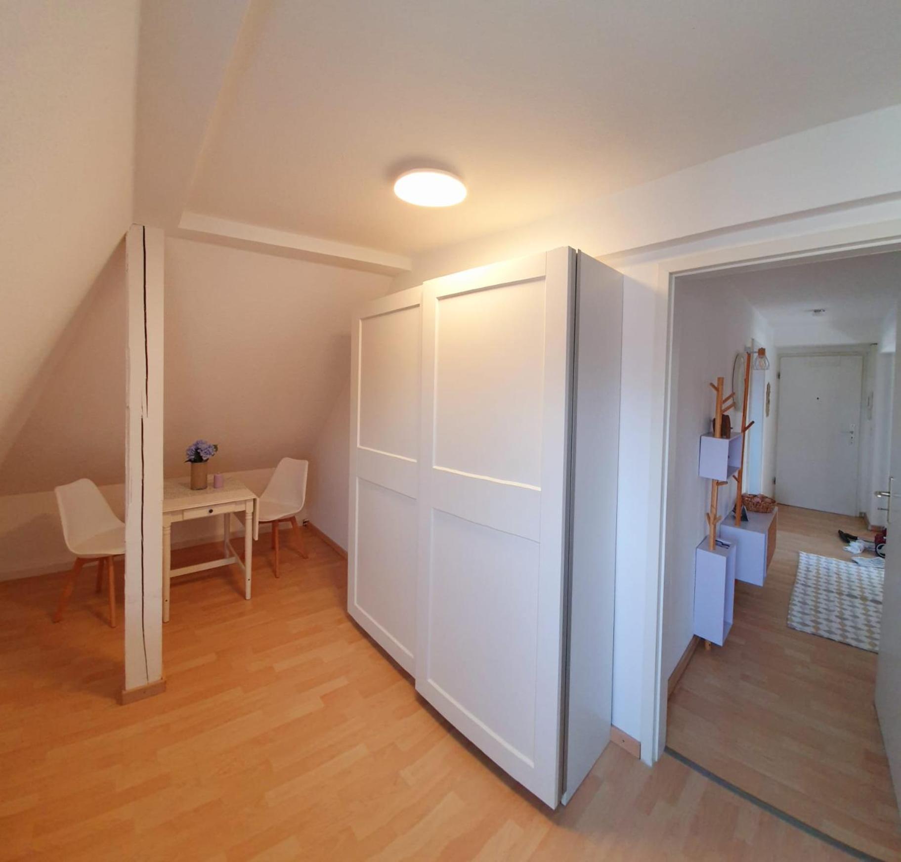 Charmante Maisonnette-dachgeschosswohnung In Zentraler Lage Apartment Rostock