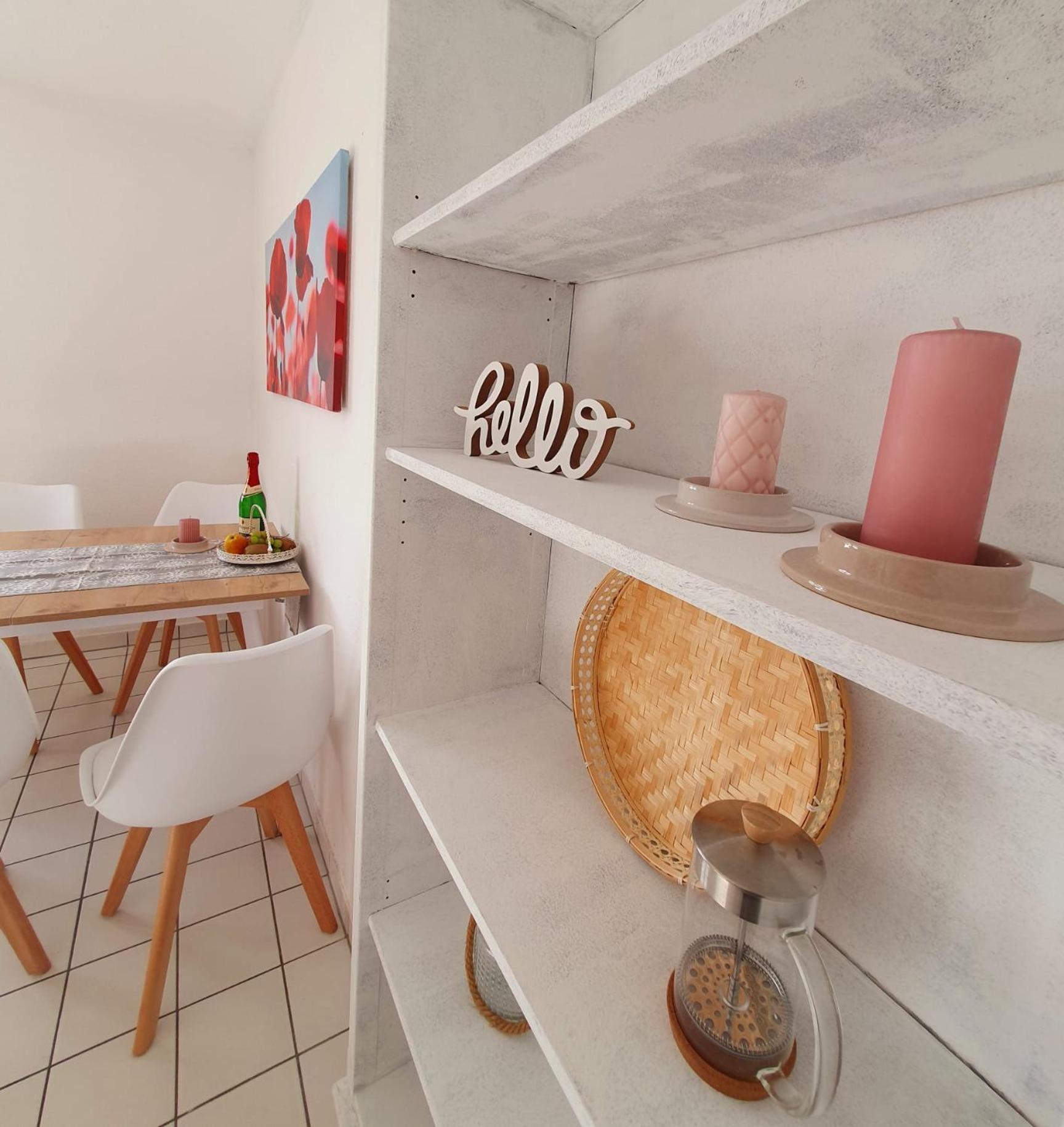 Charmante Maisonnette-dachgeschosswohnung In Zentraler Lage *